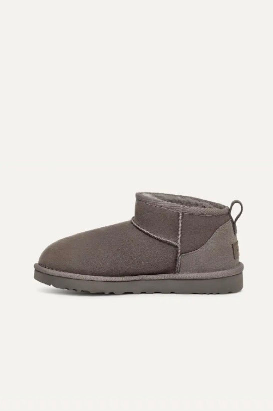 UGG W Classic Ultra Mini Grey - Dale