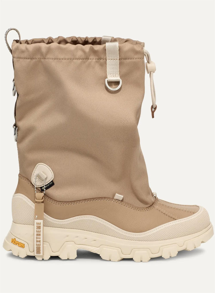 UGG W MetroPeak Boot Sand - Dale
