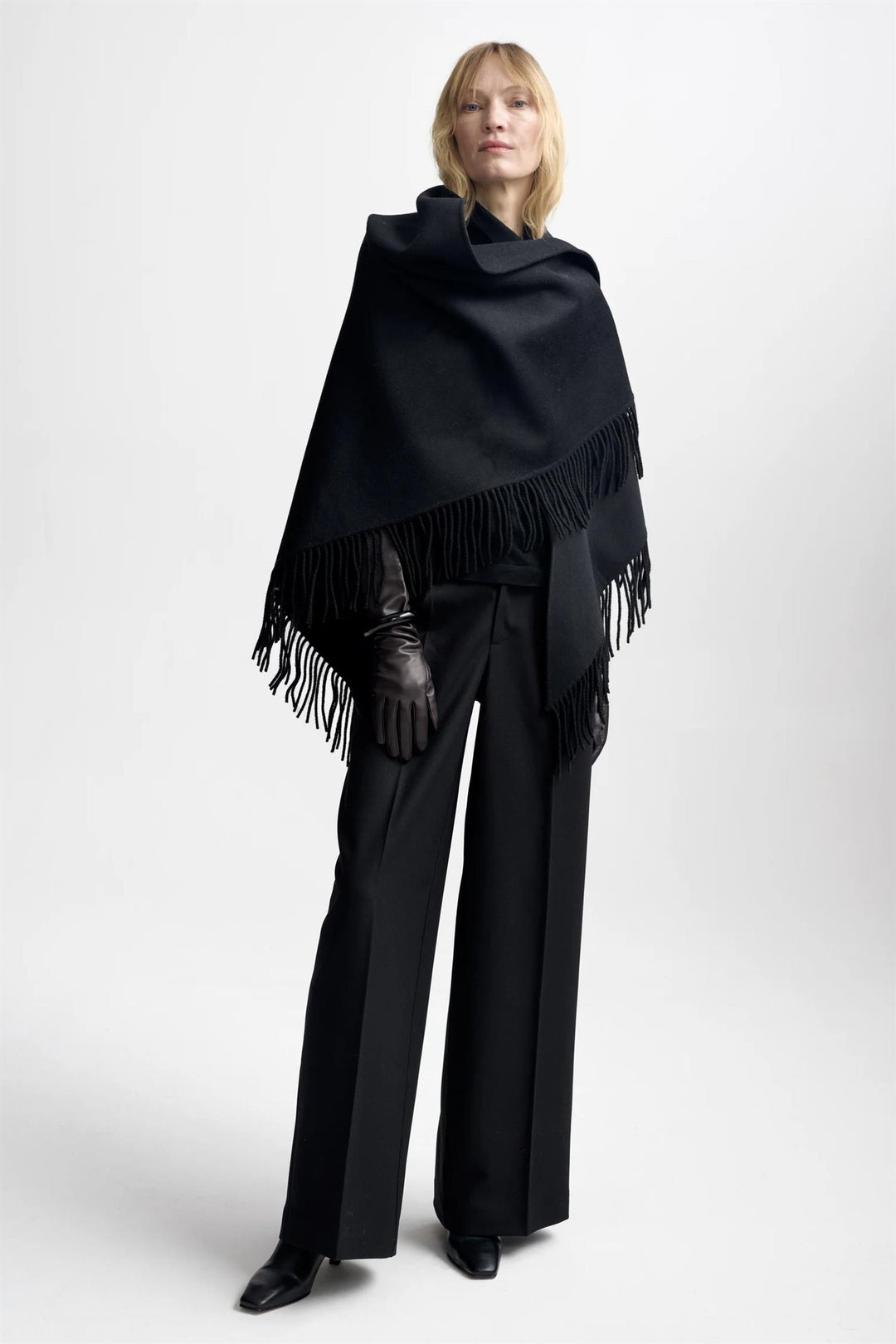 CHRISTIAN AKS Alba Wool Scarf Black - Dale