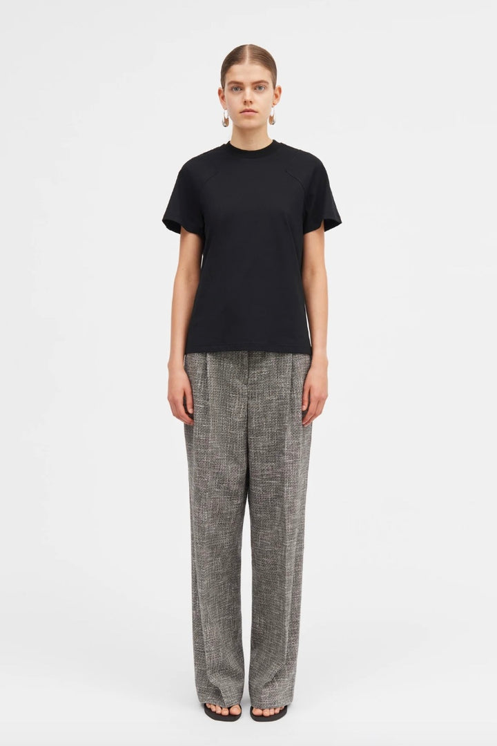 MKDT. (Mark Tan) Laia Monogram T-Shirt Black - Dale