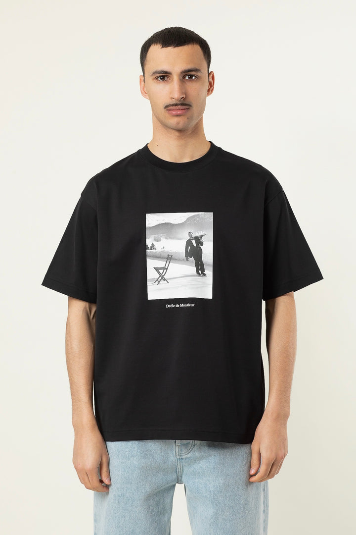 Le T-Shirt Ice Skating Waiter