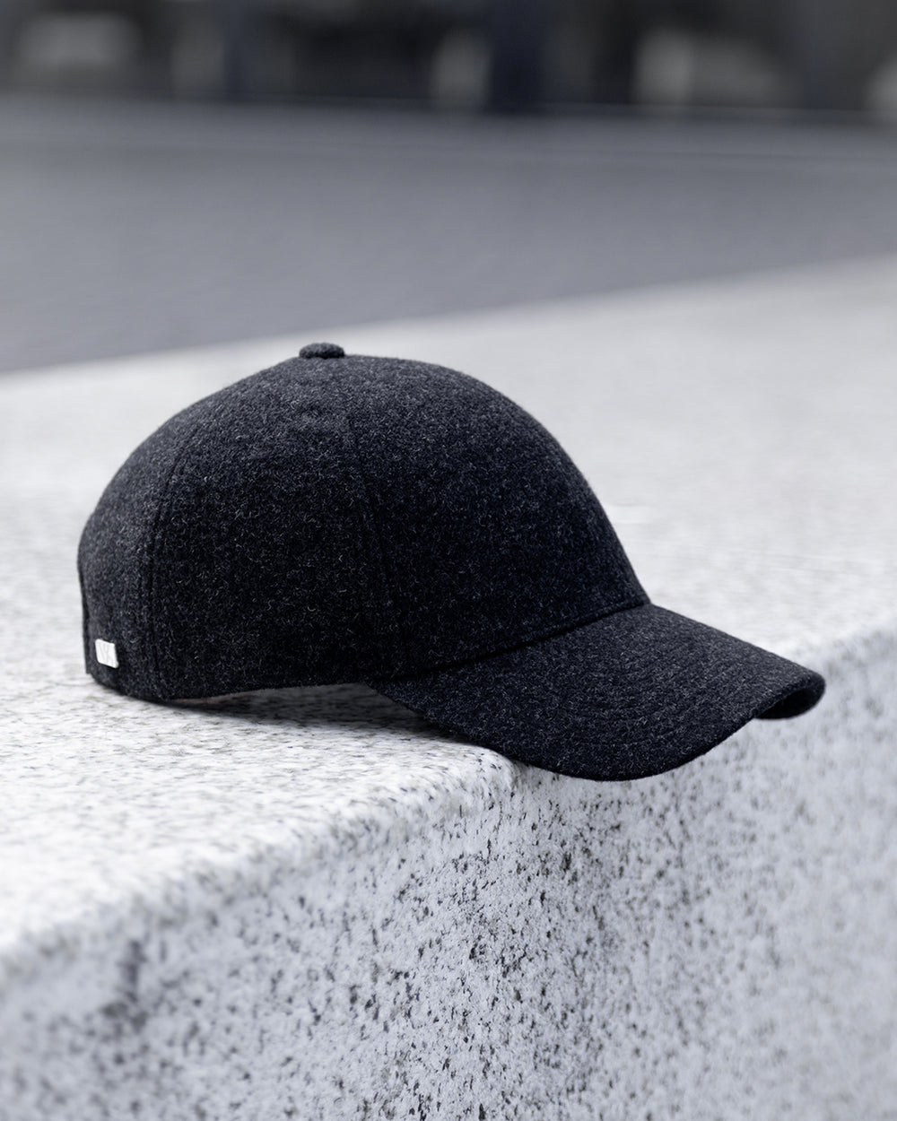 VARSITY HEADWEAR Cashmere Cap Jade Black - Dale