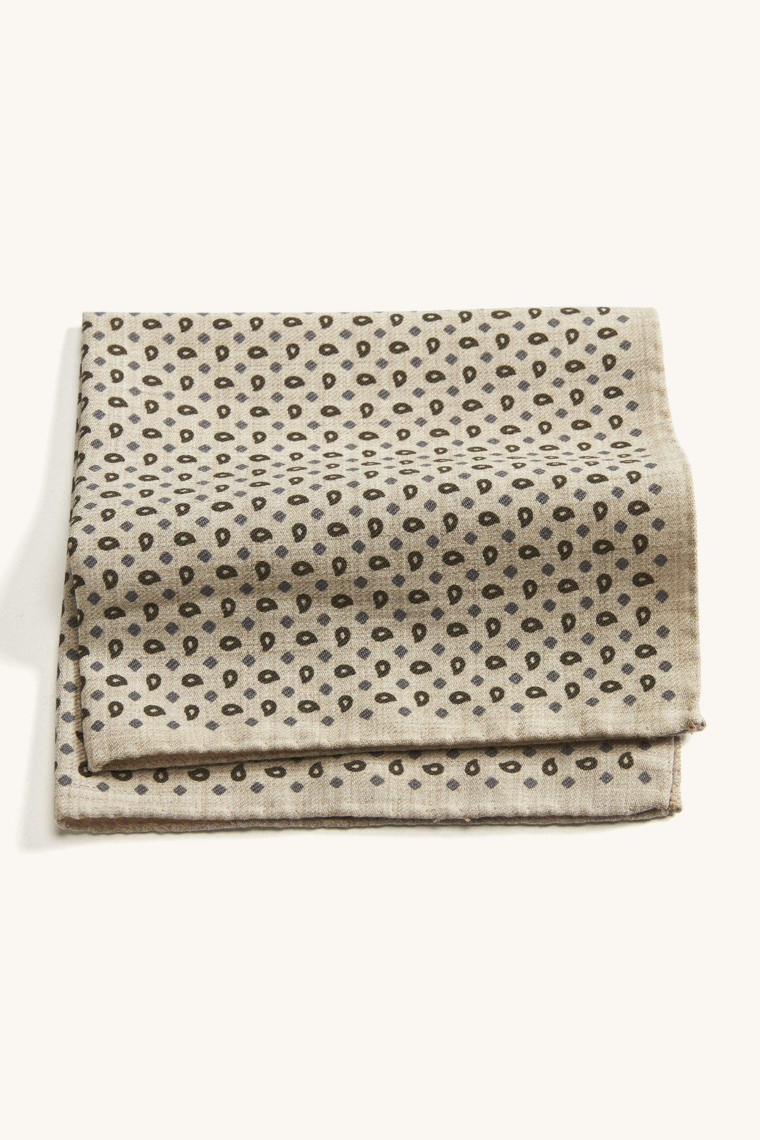 OSCAR JACOBSON Handkerchief Soft Beige - Dale