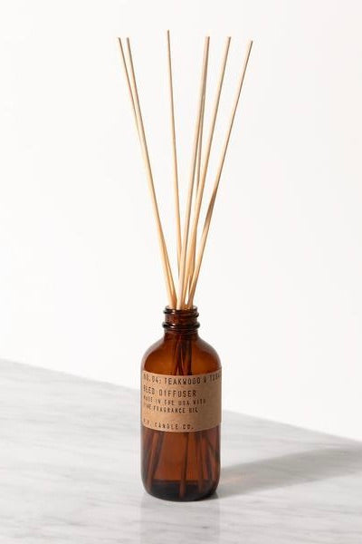 PF CANDLE No. 04 Teakwood & Tobacco Reed Diffuser - Dale