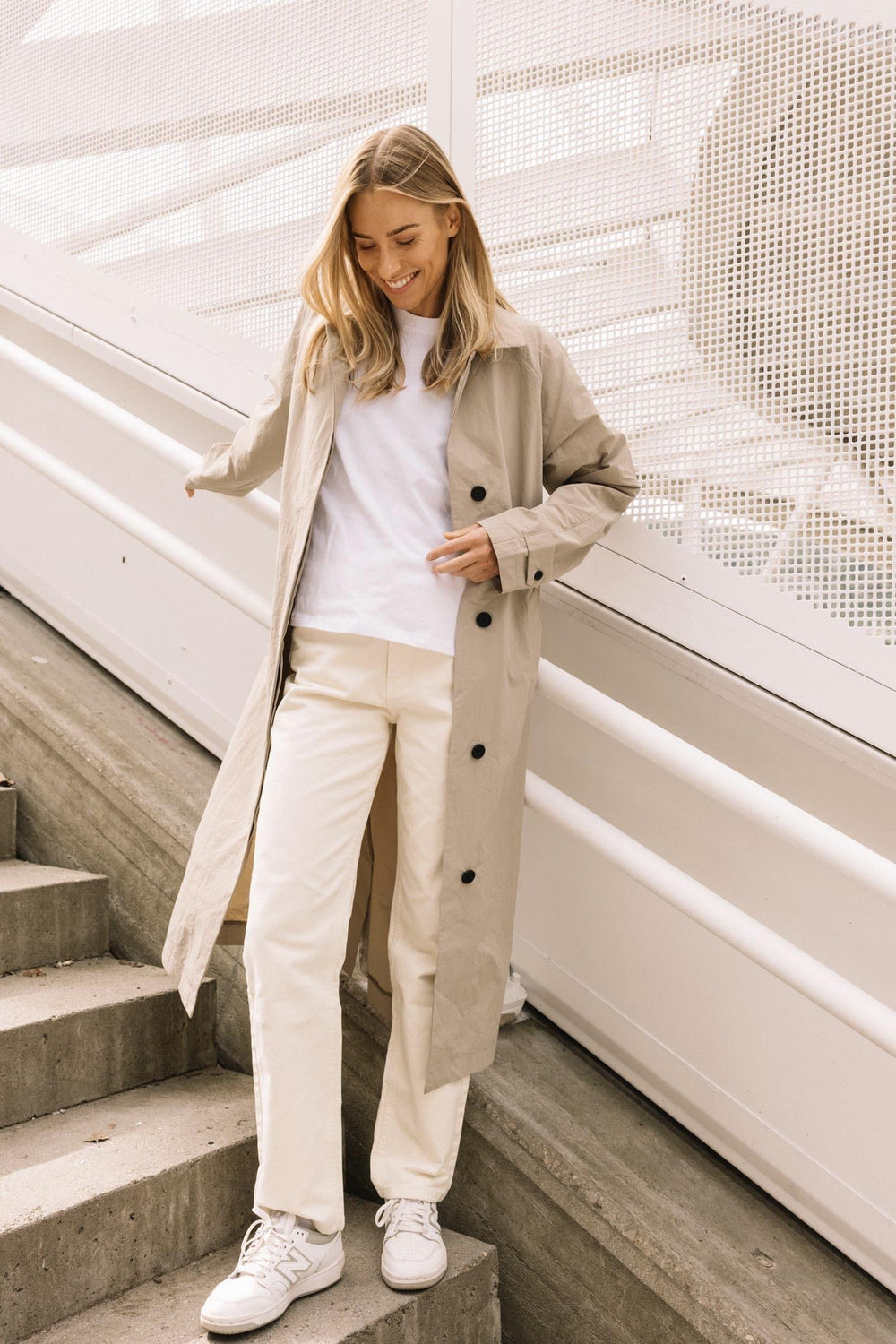 SCANDINAVIAN EDITION Sheer Trenchcoat Khaki - Dale