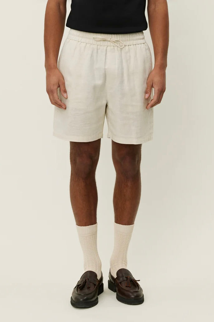 LES DEUX Otto Linen Shorts Ivory - Dale