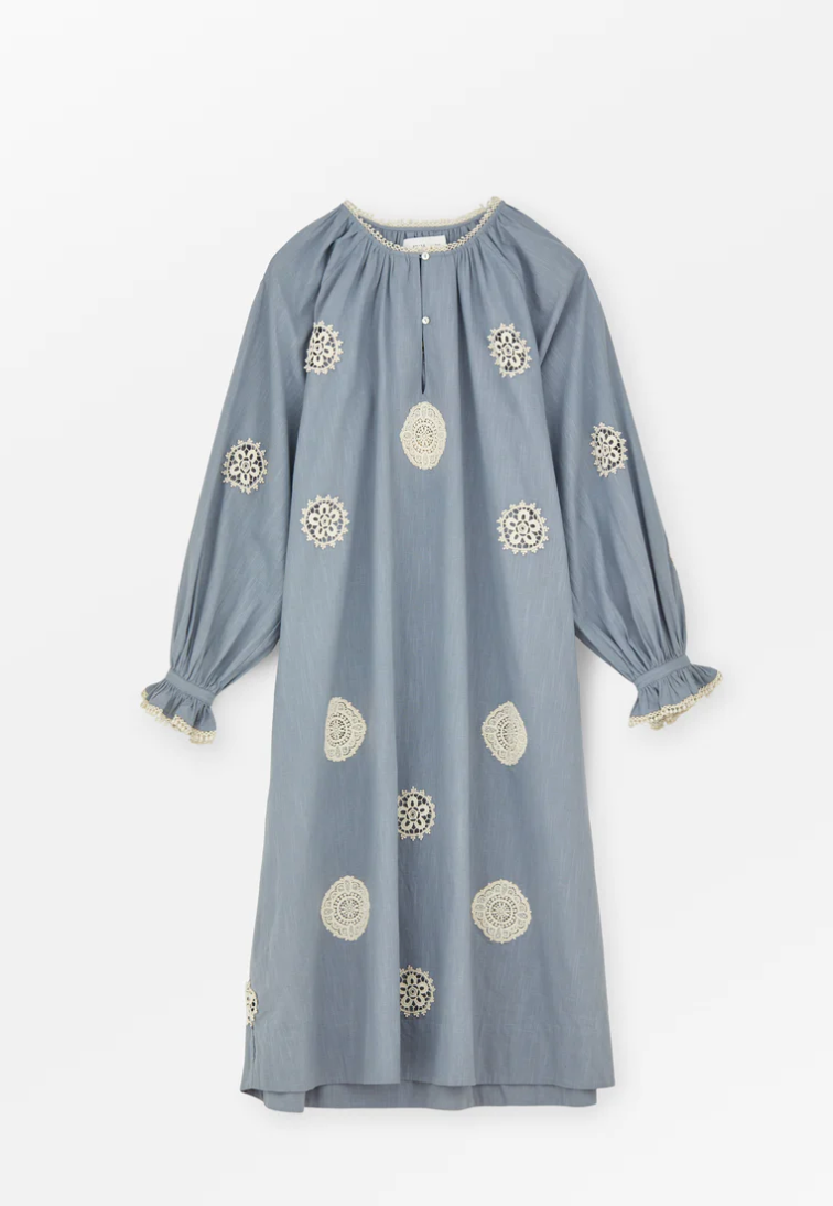 sachin and babi light blue dress NOA - Maternity Long-Sleeve V-Neck Floral Embroidered Midi A-Line Knit Dress main image 1