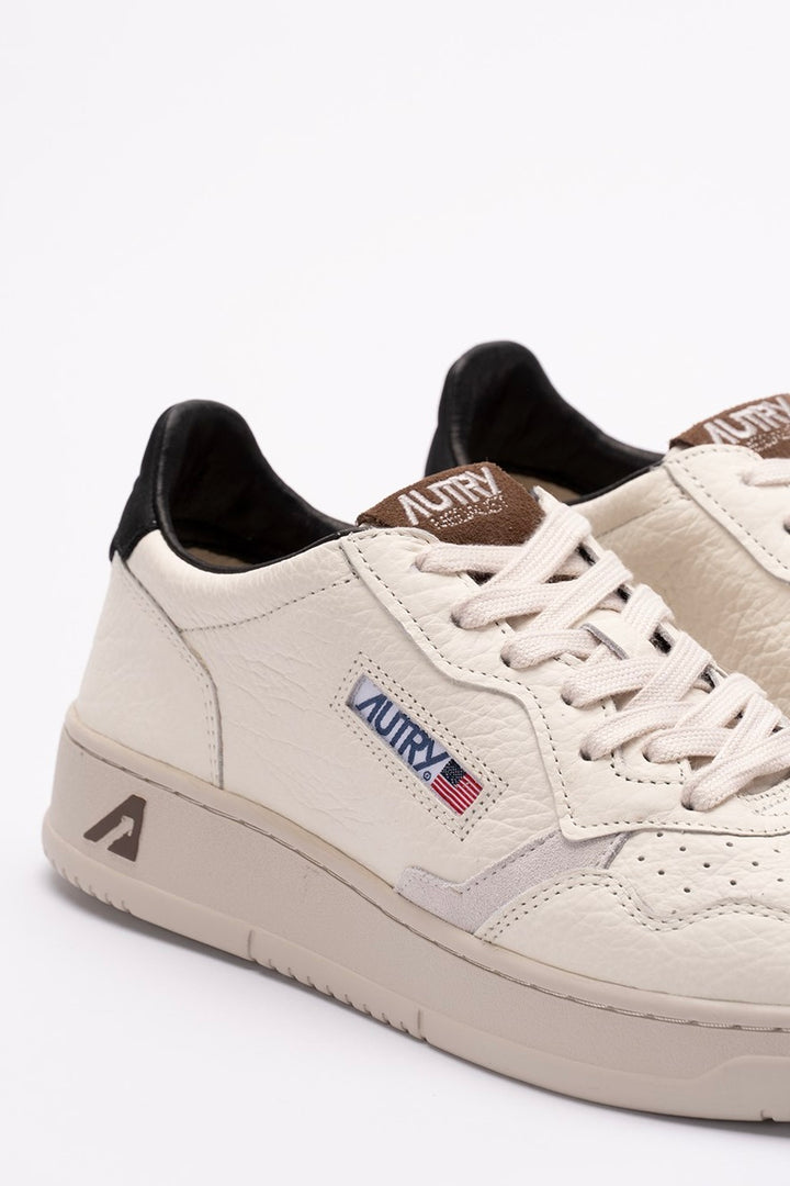 AUTRY Medalist Low Sneakers Bk/Pinecone - Dale