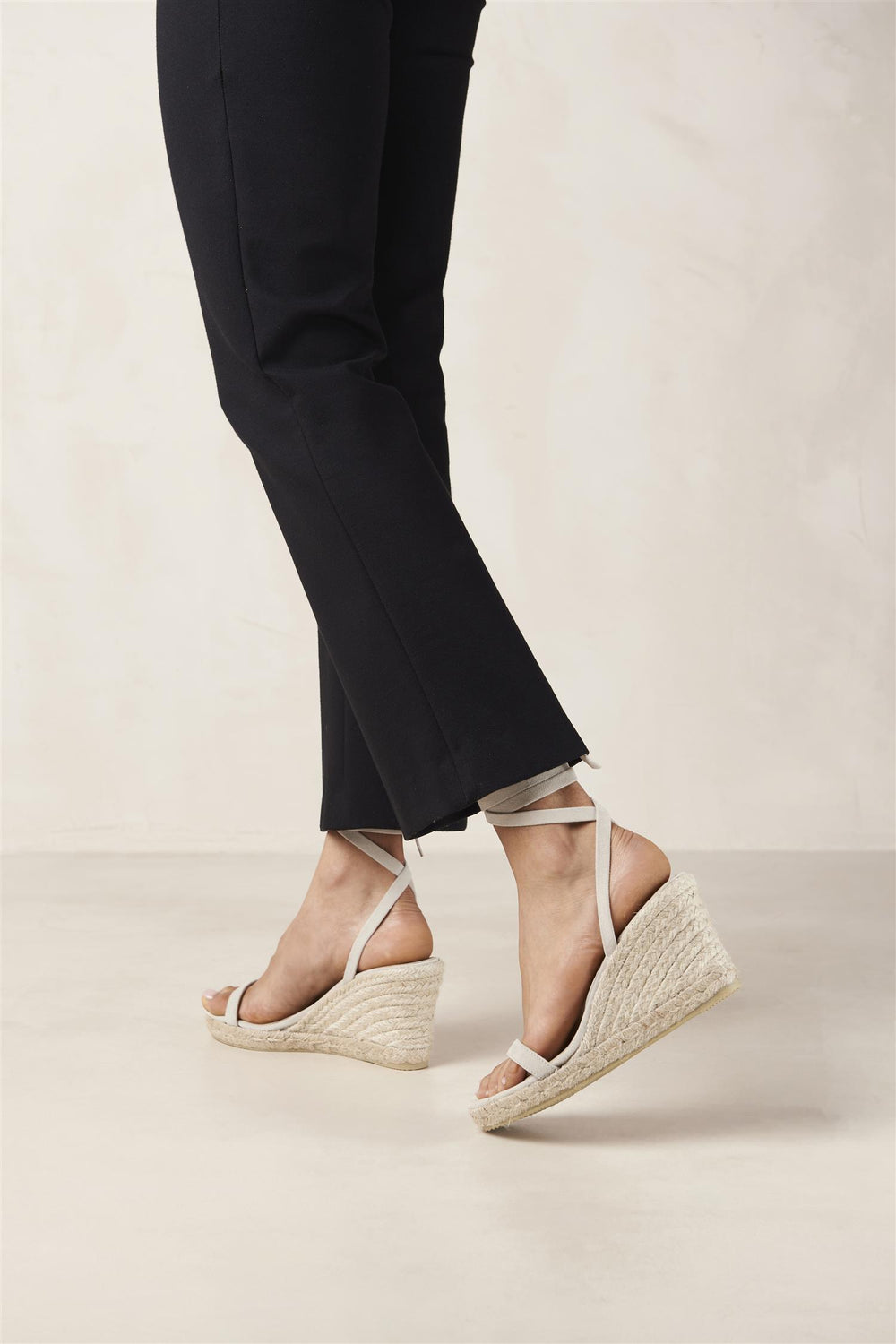 ALOHAS Willa Suede Cream Leather Espadrillas - Dale