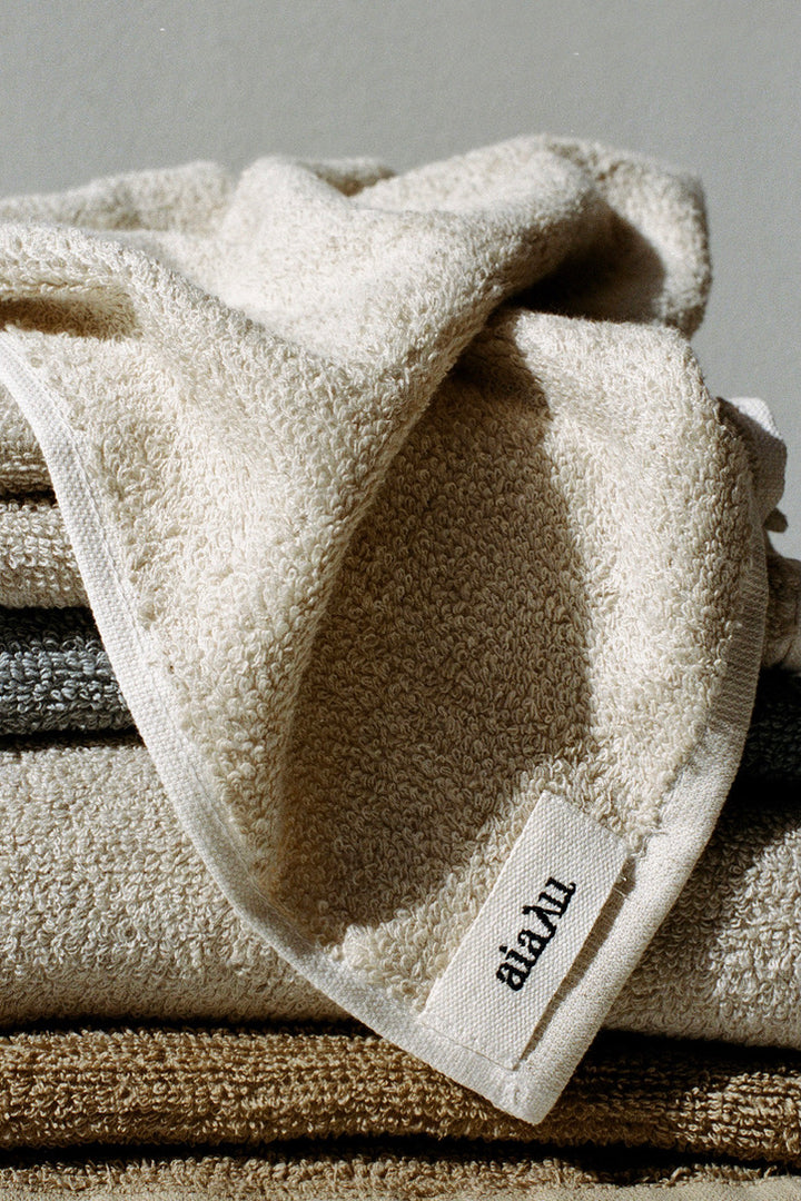 AIAYU TOWEL 70X140 - SAFFRON - Dale