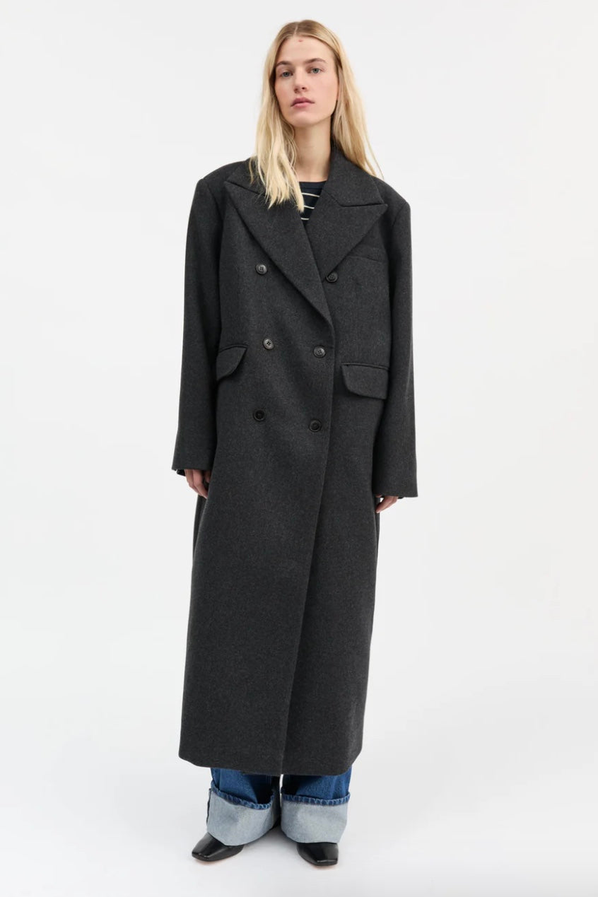 SKALL studio David Coat - Dale