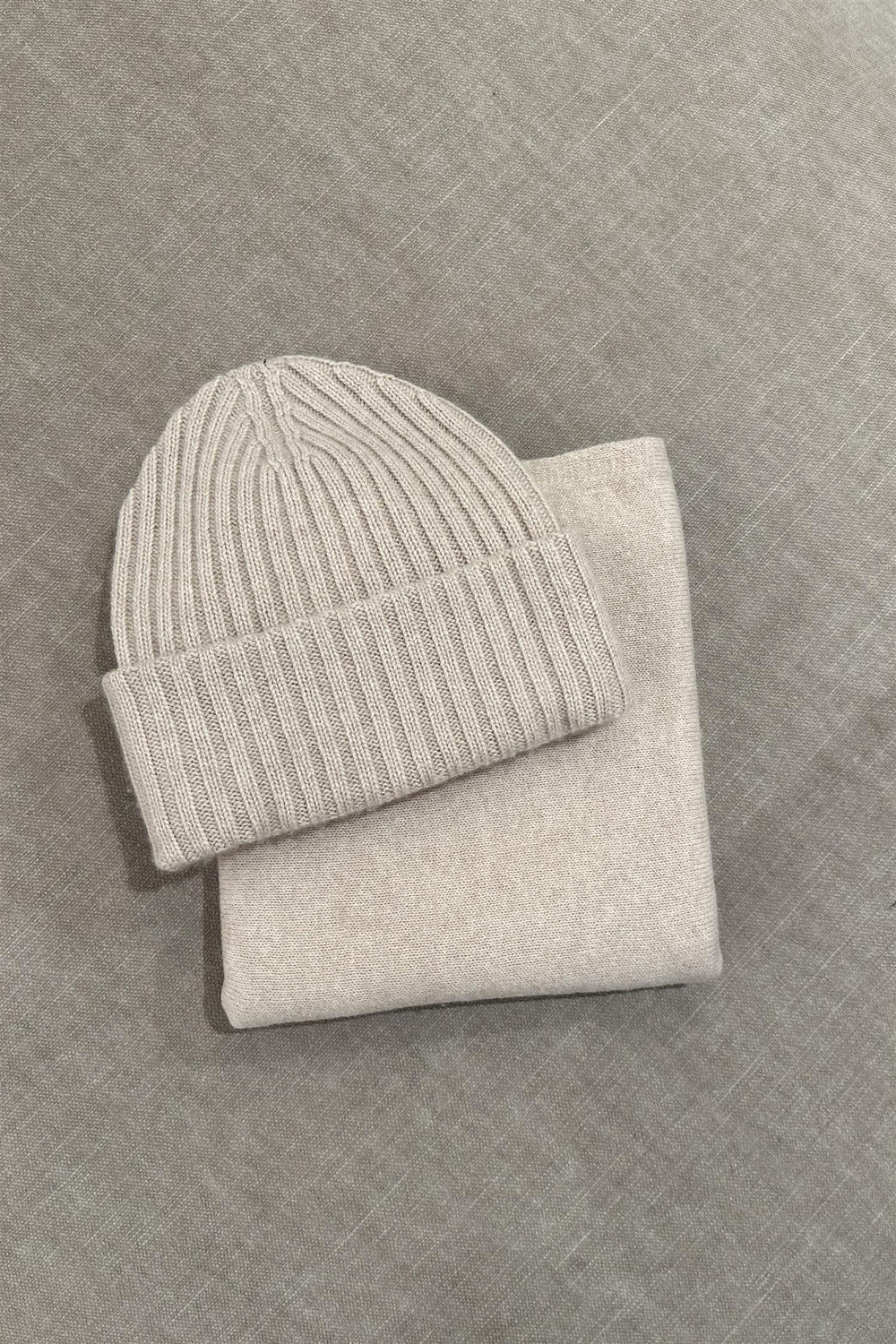 ALMA Cashmere Beanie Sand - Dale