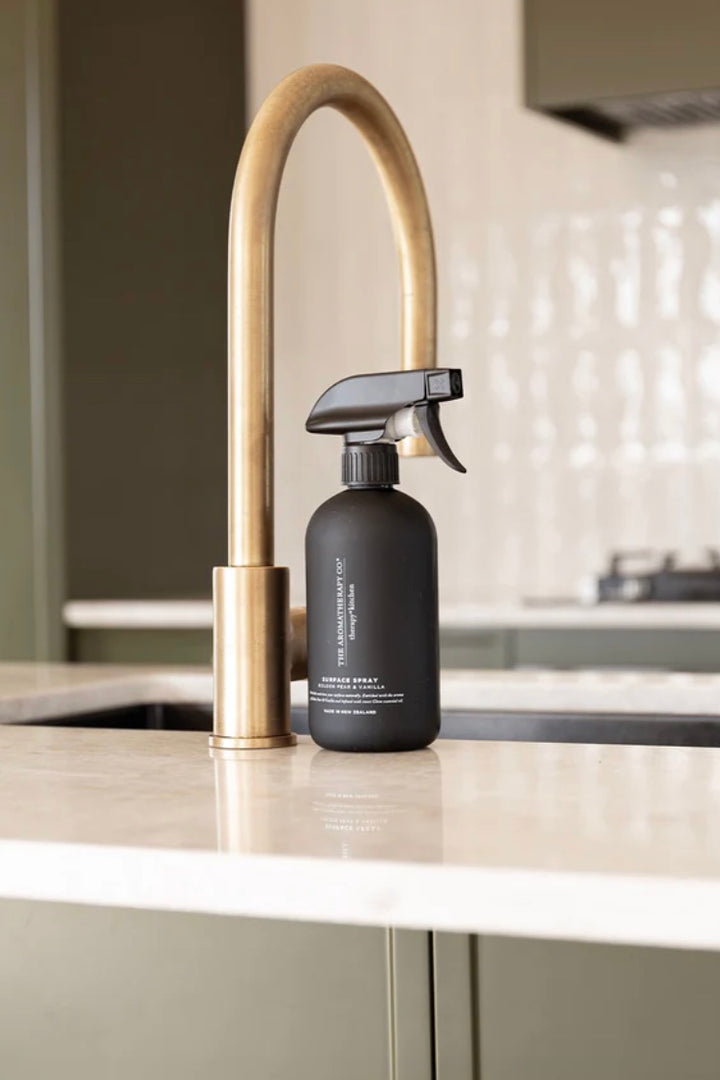 THE AROMA THERAPY CO Therapy Kitchen Surface Spray Golden Pear & Vanilla - Dale