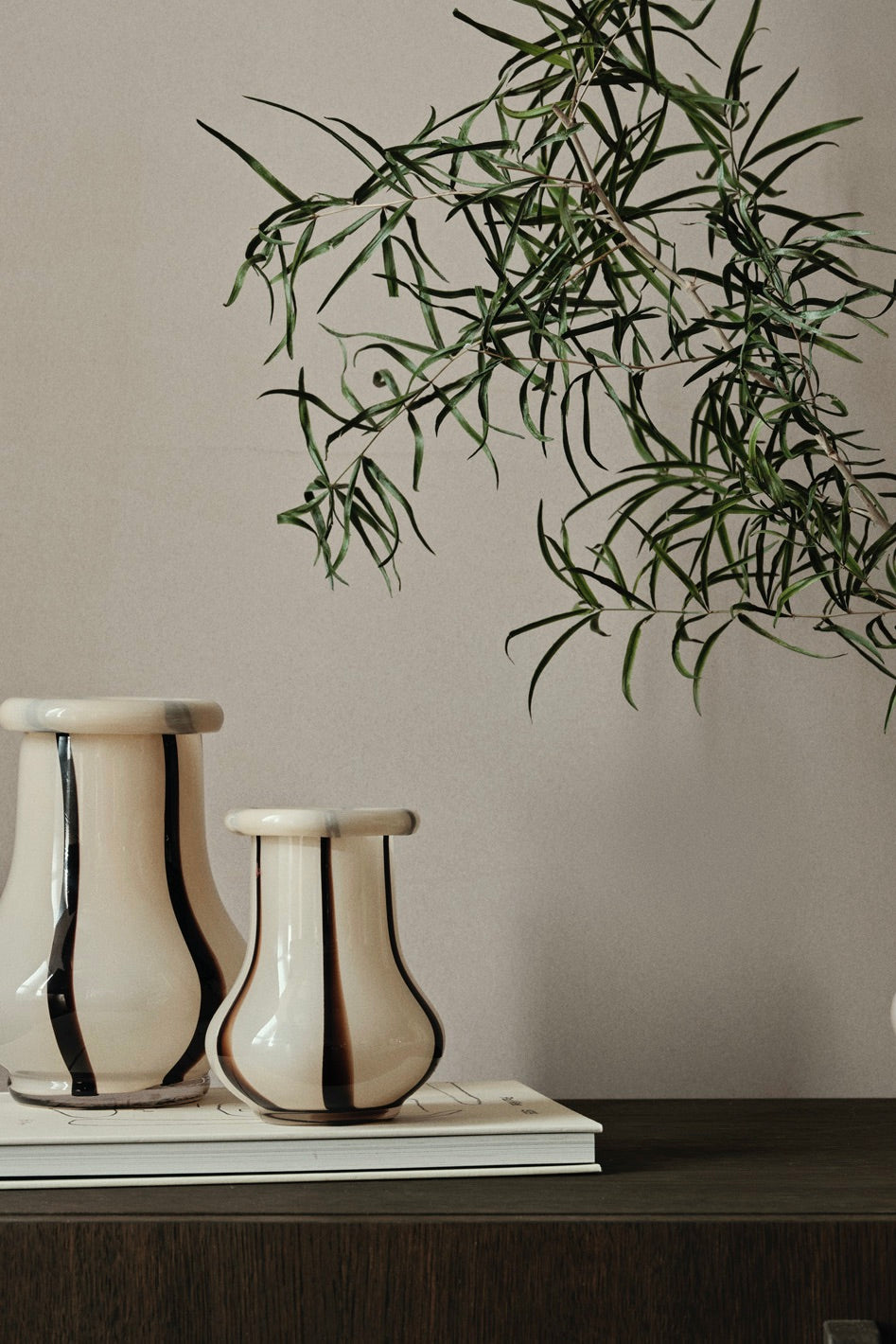 ferm LIVING Riban Vase H19 Cream - Dale