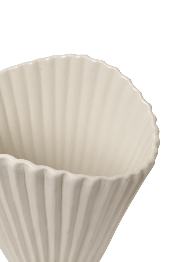 ferm LIVING Fountain Vase - Dale