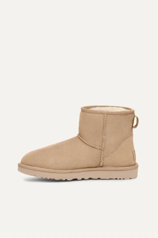 UGG W CLASSIC MINI II SAND - Dale