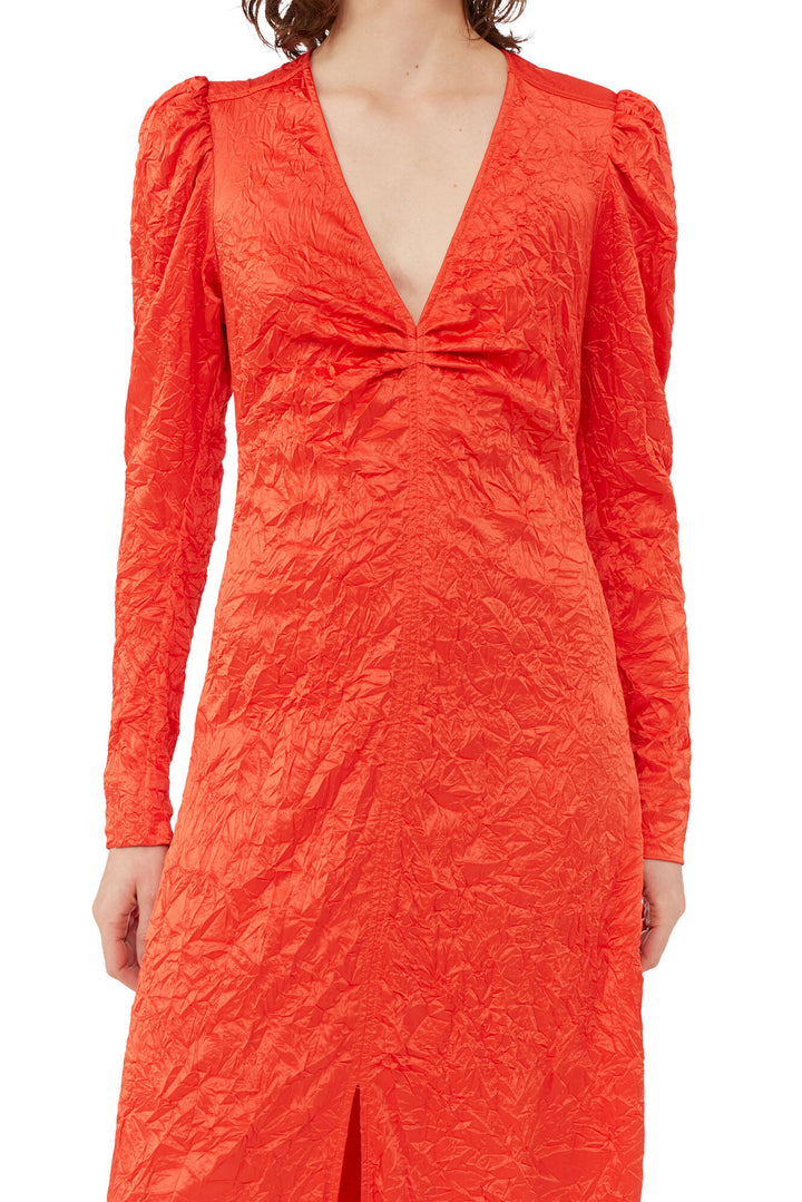 GANNI Crinkled Satin Long Dress - GRENADINE - Dale