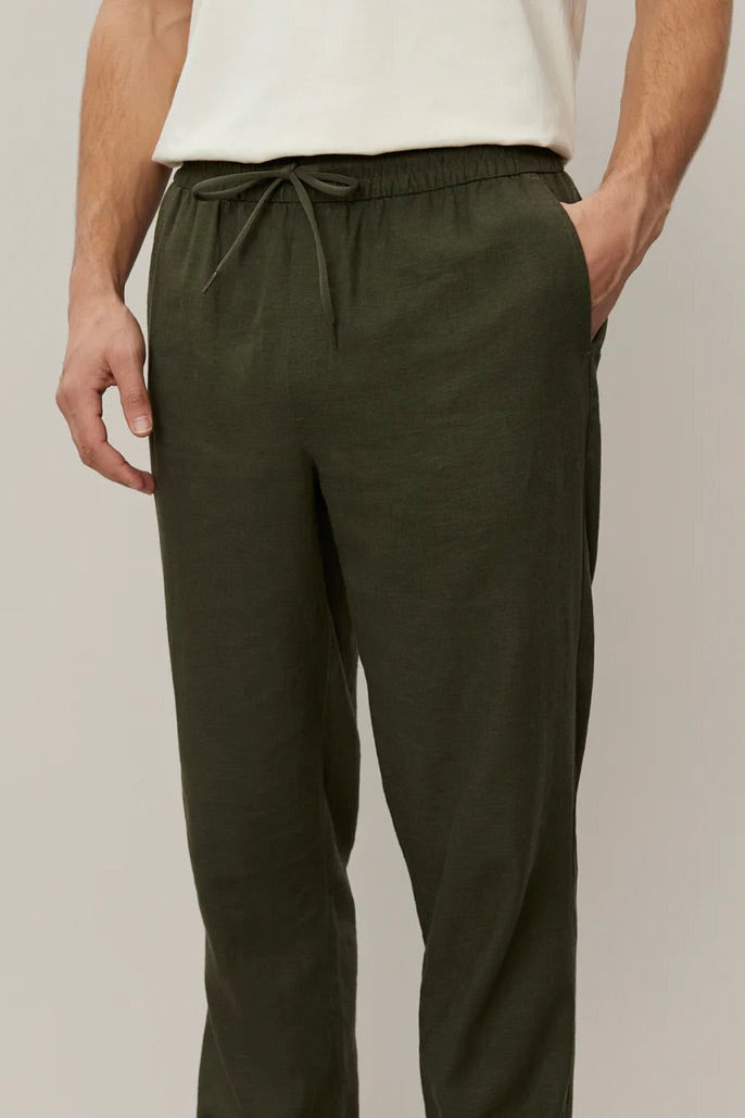 LES DEUX Patrick Linen Pants - FORREST GREEN - Dale