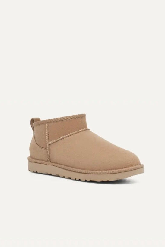 UGG W Classic Ultra Mini Sand - Dale