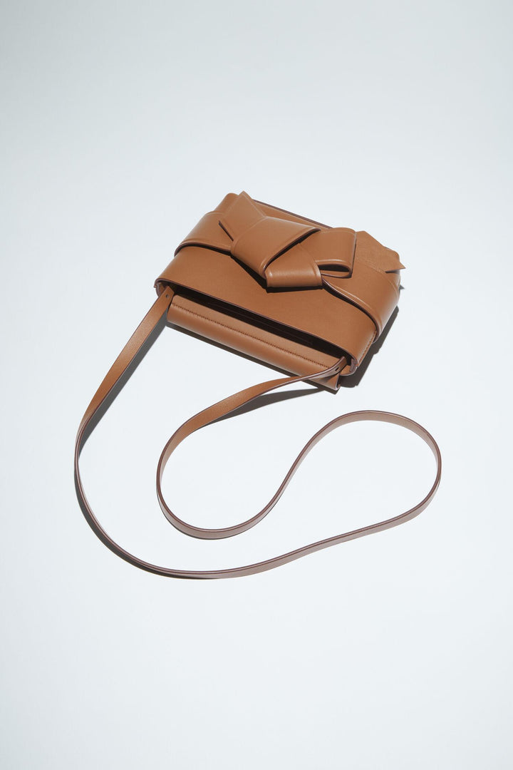 ACNE STUDIOS Musubi Crossbody Wallet Camel Brown - Dale