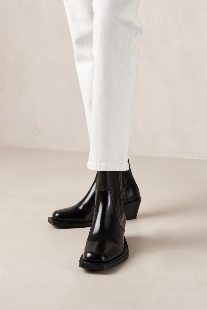 ALOHAS Denver Black Leather Ankle Boots - Dale