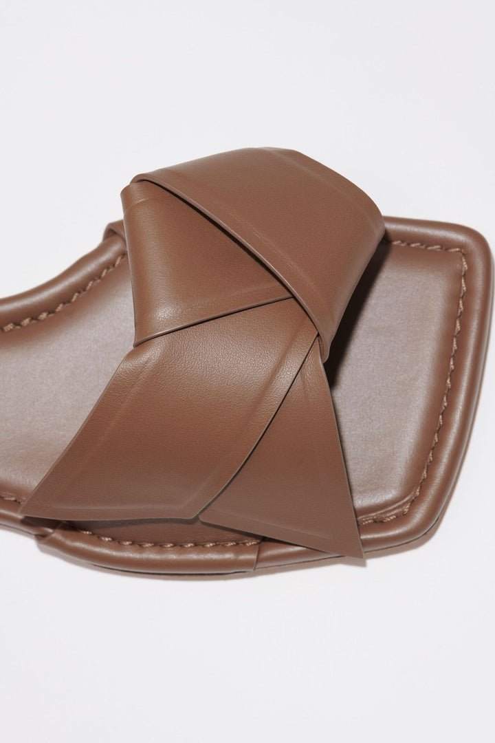 ACNE STUDIOS - Musubi Leather Sandal - Dale