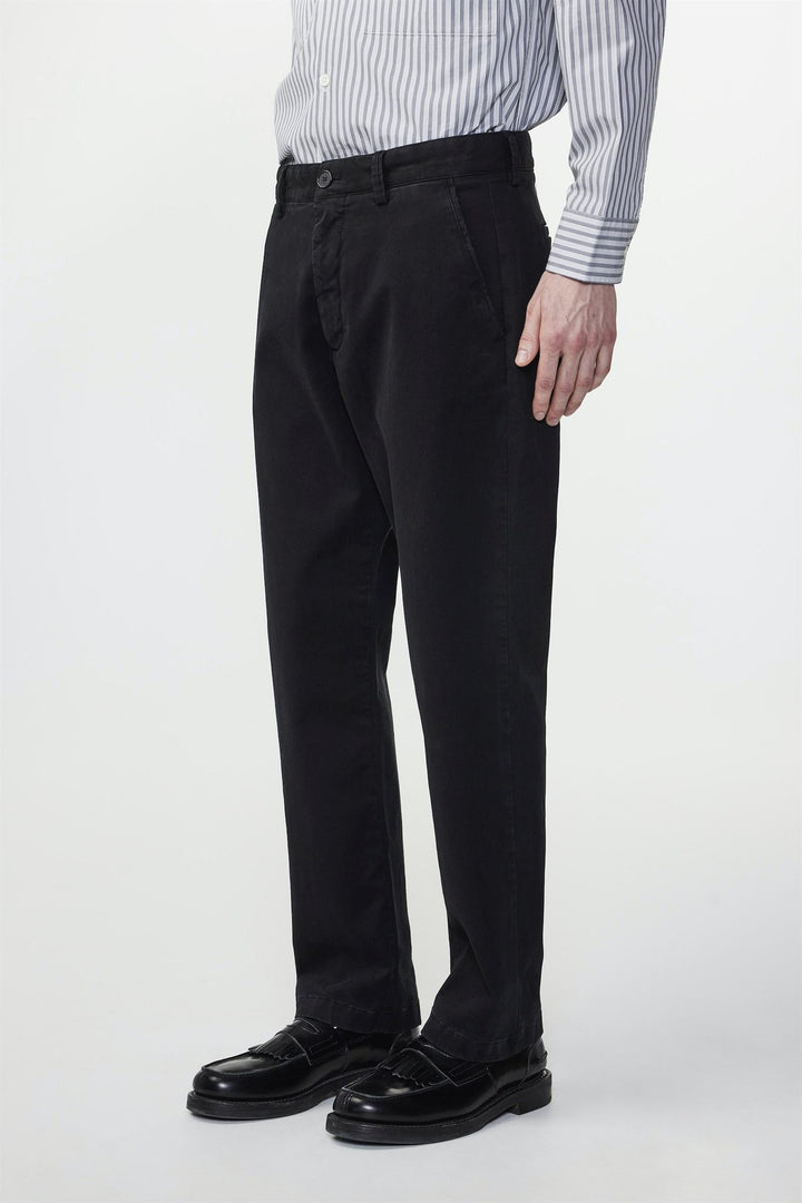 NN.07 NO NATIONALITY ALEX 1010 - Dale