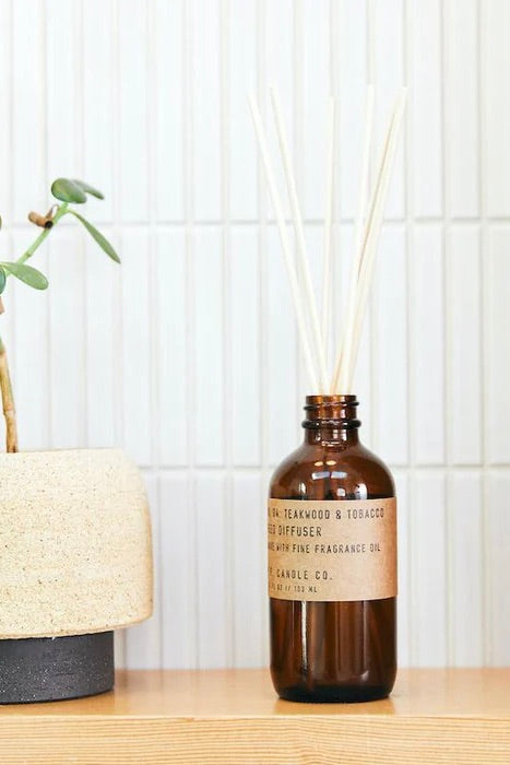 PF CANDLE No. 04 Teakwood & Tobacco Reed Diffuser - Dale