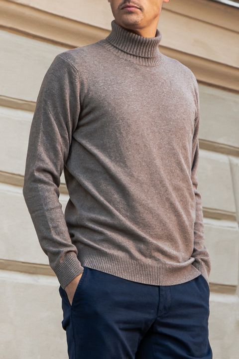 OSCAR JACOBSON Salim Rollneck Walnut Beige - Dale