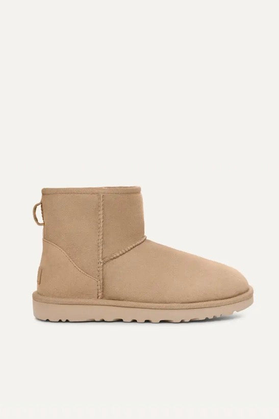 UGG W CLASSIC MINI II SAND - Dale