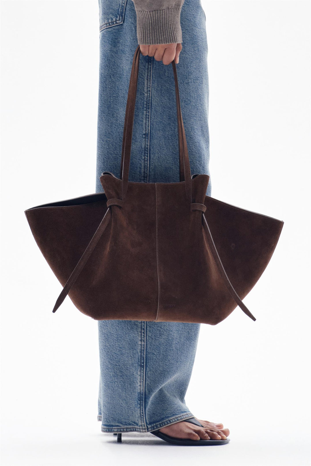 YUZEFI Large Mochi Suede Chocolate - Dale