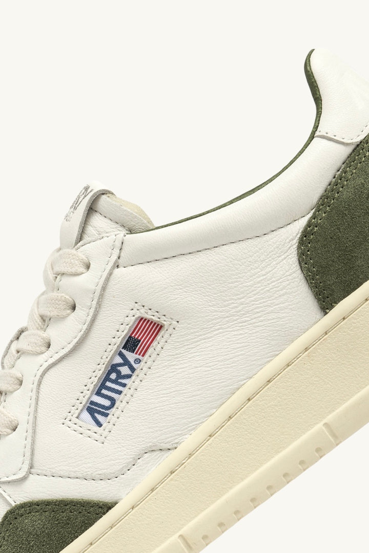 AUTRY Medalist Low Sneakers White/Military - Dale