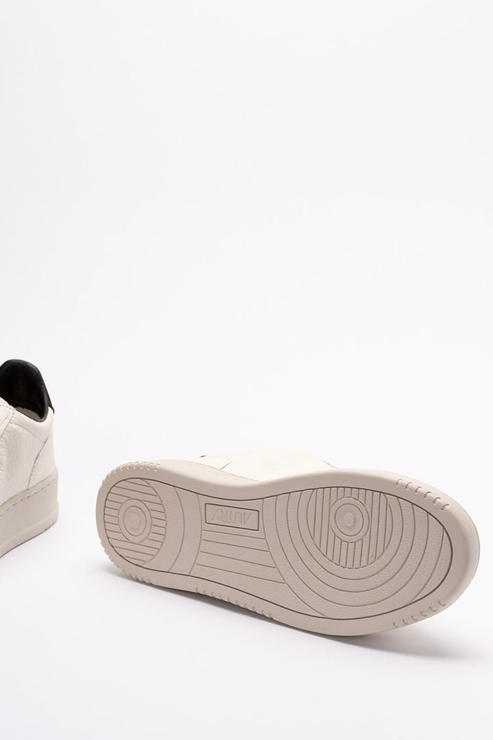 AUTRY Medalist Low Sneakers Bk/Pinecone - Dale