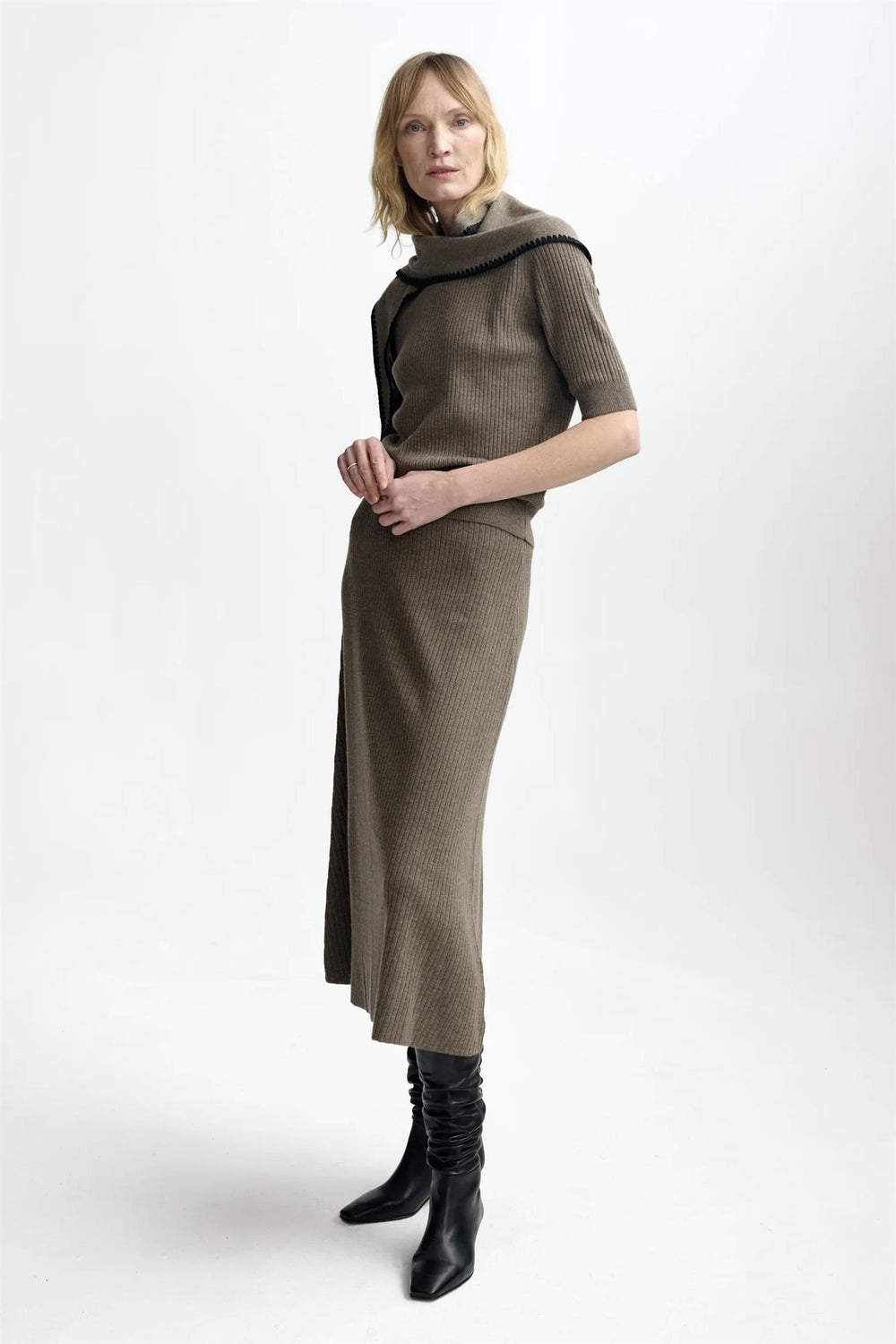 CHRISTIAN AKS Ember Merino Knit Wood - Dale