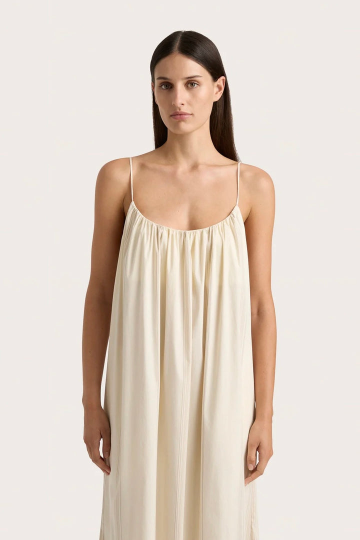 FAITHFULL THE BRAND En Vau Maxi Dress Foam/Taupe - Dale