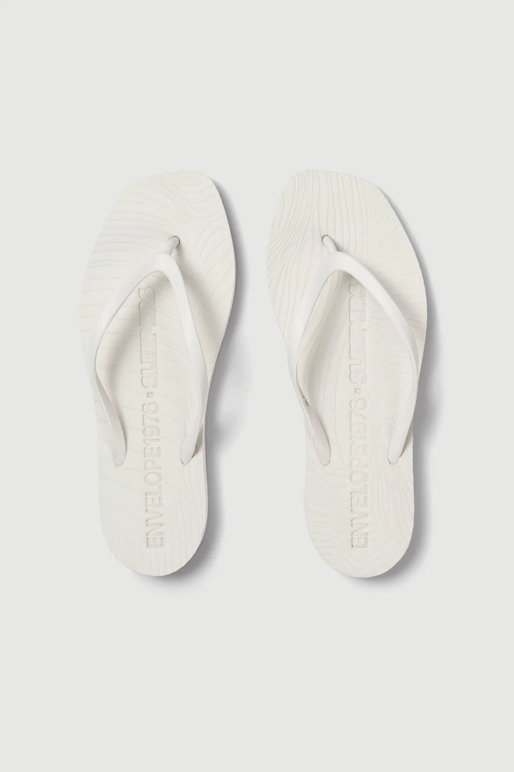 Envelope1976 x Sleepers Tapered White