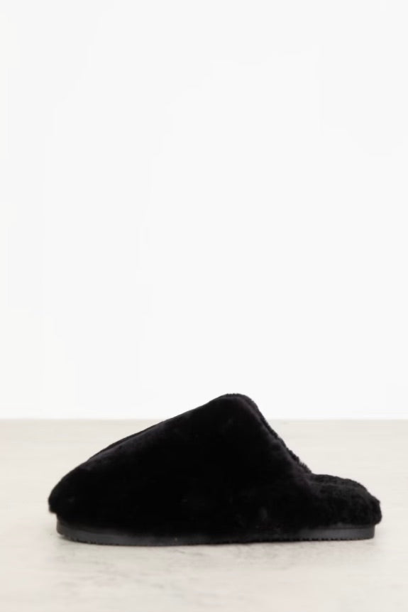 Cozy Slippers Black