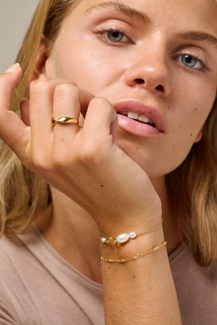 Pearlie Twist Bracelet