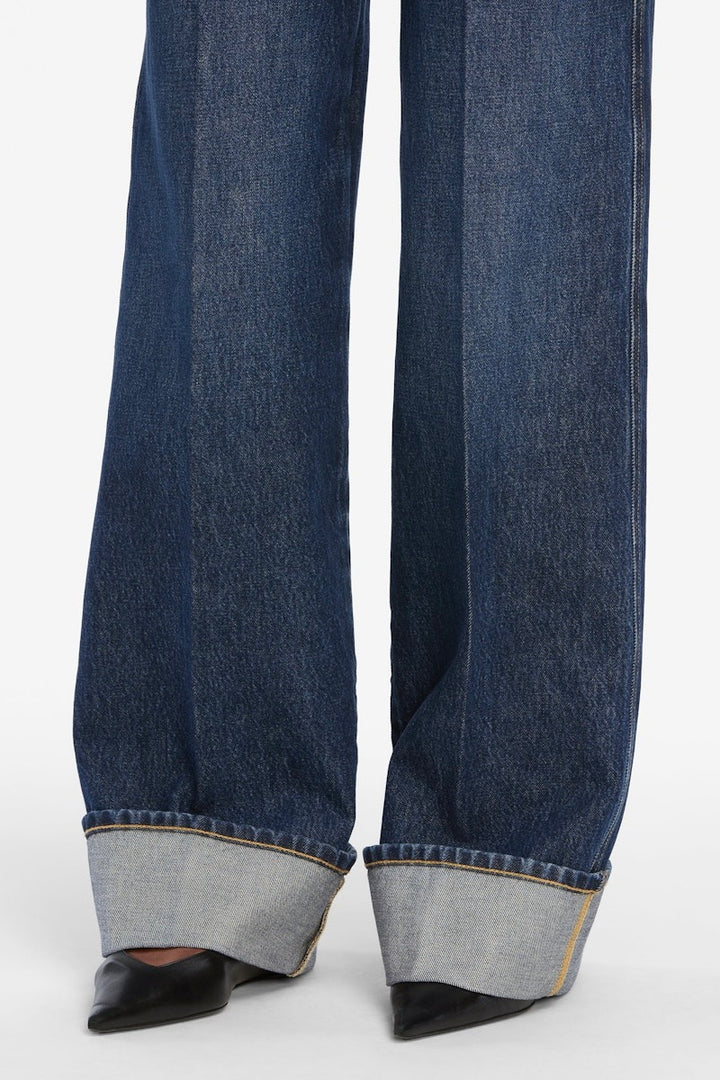 The Cuffed Wide Jeans