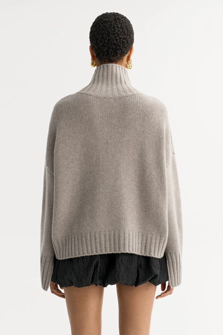SOFT GOAT Girlfriend Turtleneck Greige - Dale