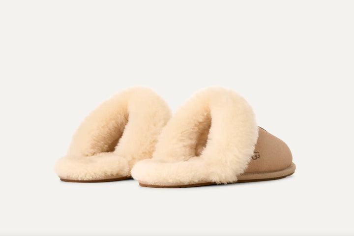 UGG W Scuffette II Sand - Dale