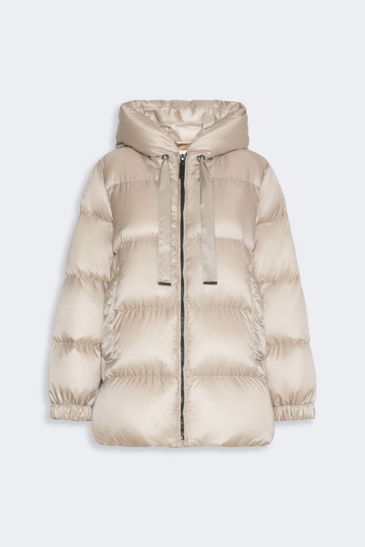 Roomy Water-repellent Puffer Jacket Natural