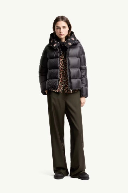 Feligule Hooded Short Down Jacket Black