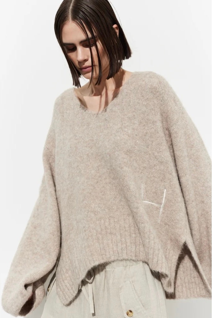 Sofie v-neck sweater Beige