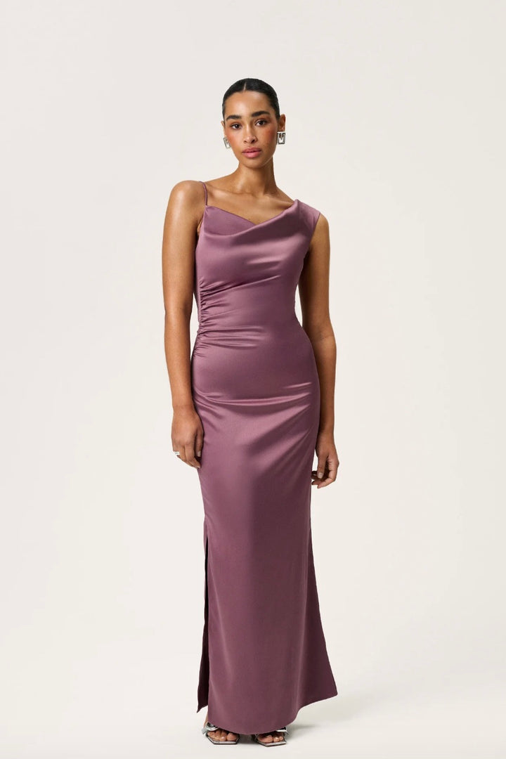 Almeria Dress Plum