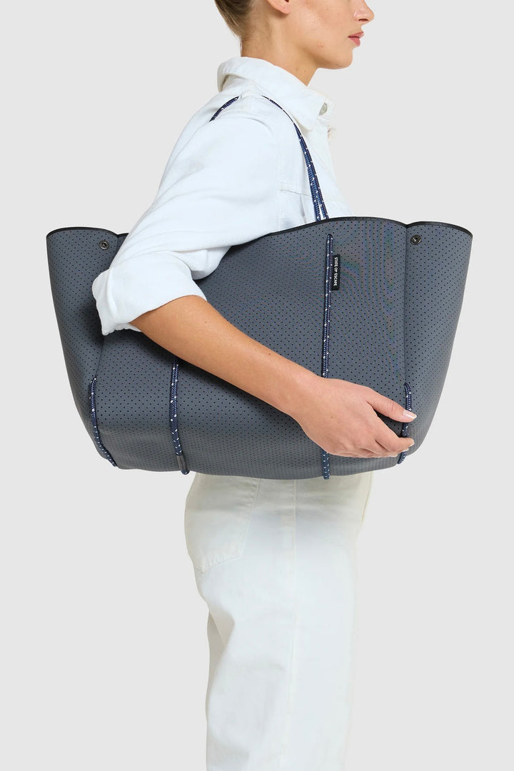 Escape Tote Pewter