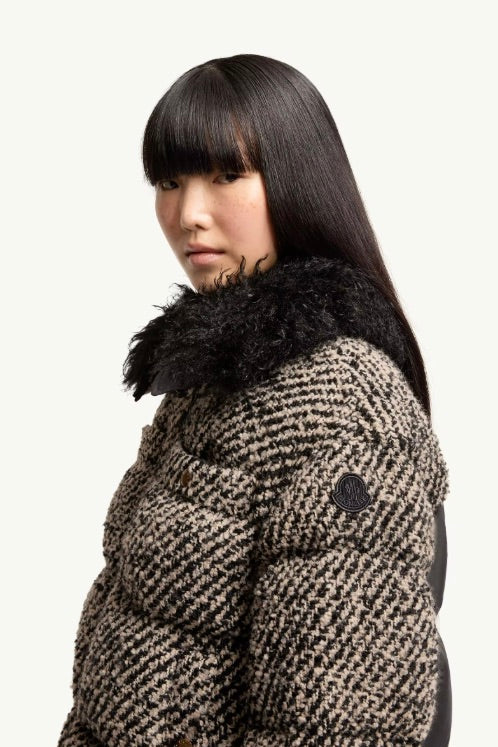 Dynamique Bouclé Short Down Jacket Dark Grey