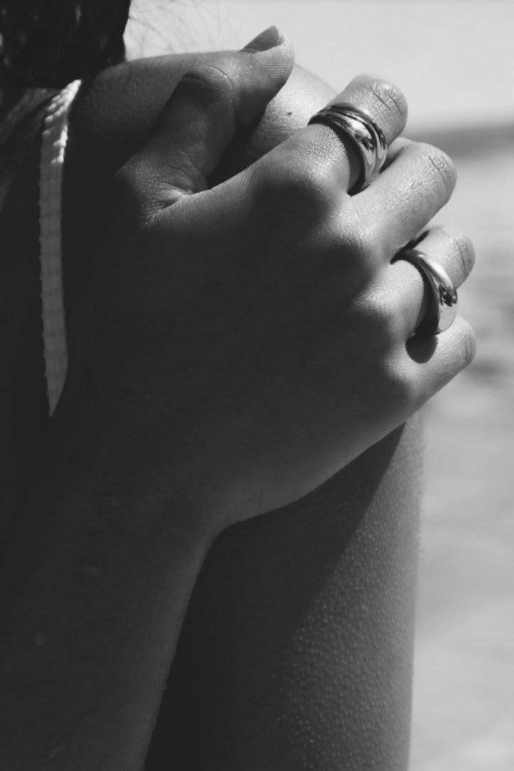 CAMILLA PIHL JEWELRY The Curved Ring - Dale