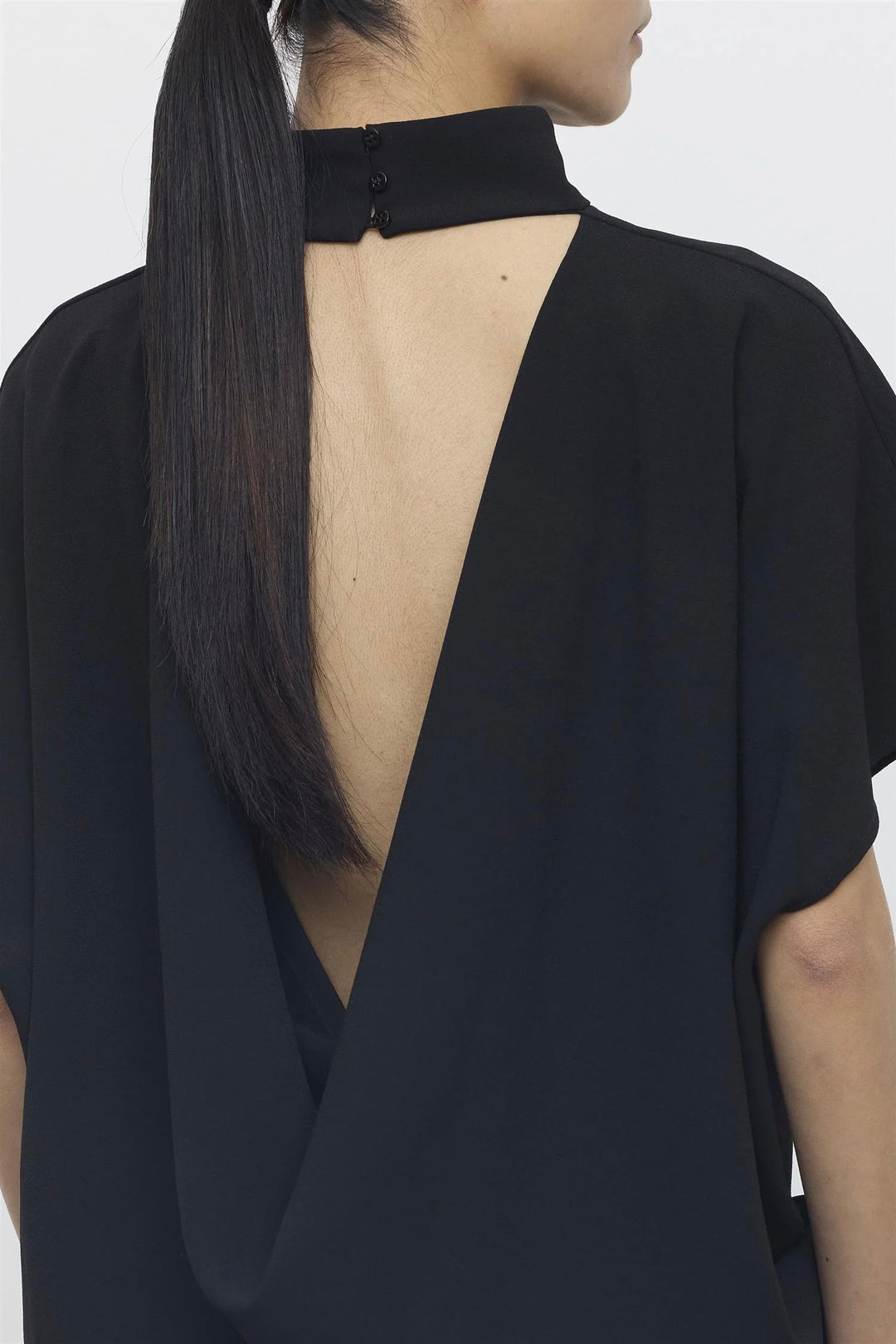 Open-back High-neck Top Nero