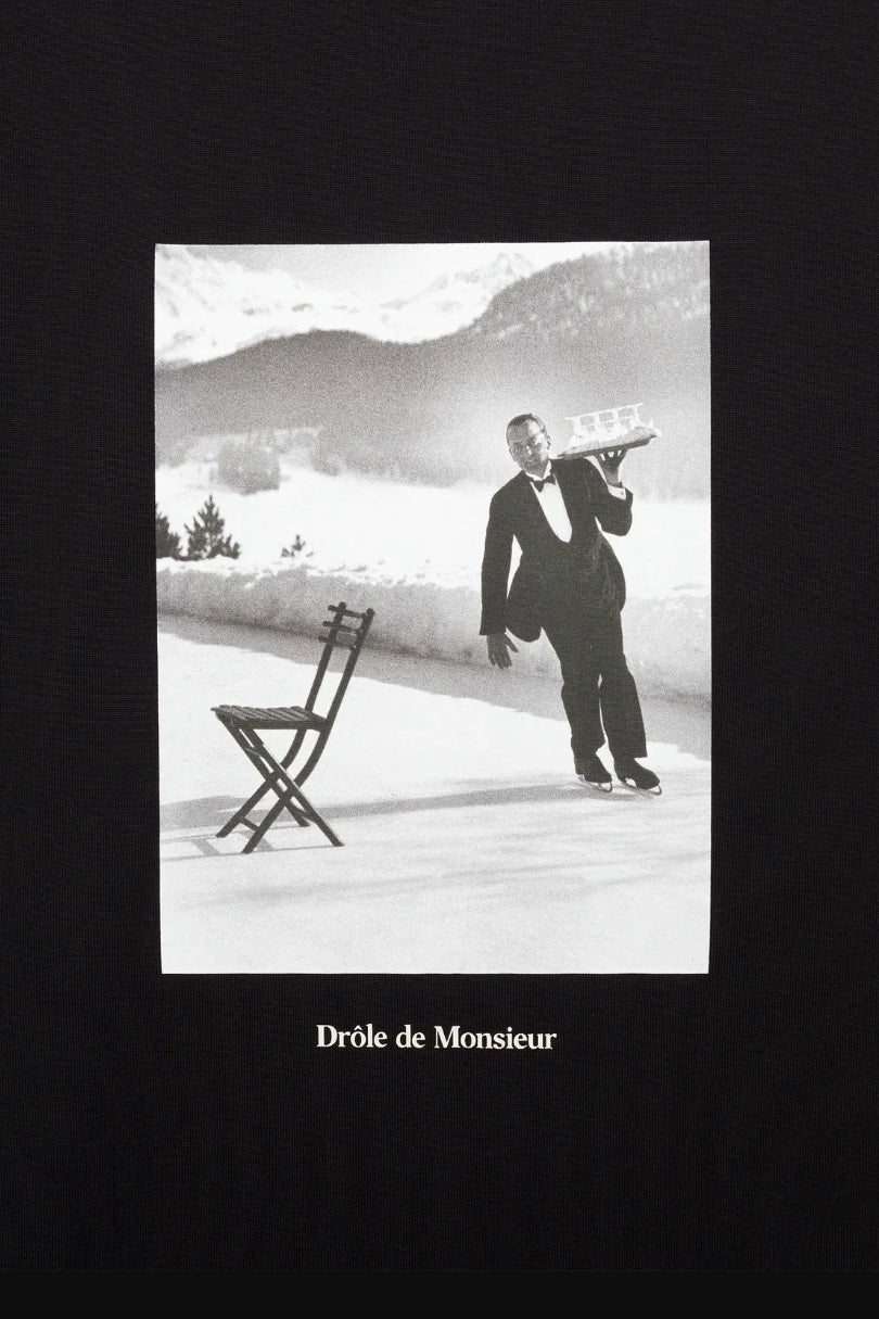 Le T-Shirt Ice Skating Waiter